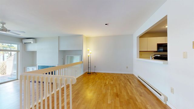 504 South Beach Road, South Burlington, VT 05403
