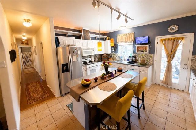 3198 Wood, Cambria, CA 93428