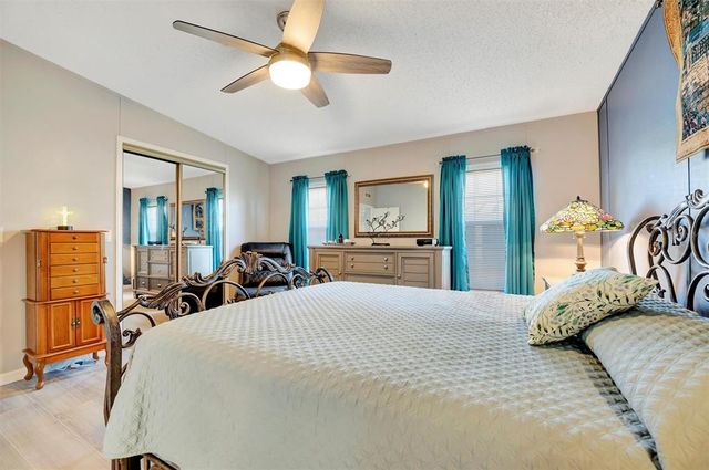 109 W SAINT LUCIA LOOP, Apollo Beach, FL 33572