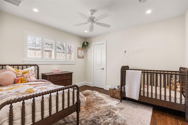 7811 Wickersham Lane, Houston, TX 77063