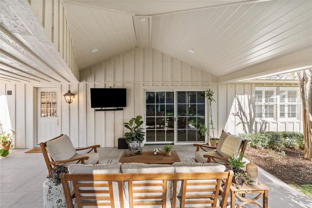 7811 Wickersham Lane, Houston, TX 77063