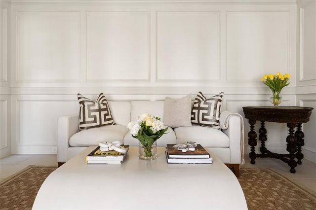 7811 Wickersham Lane, Houston, TX 77063