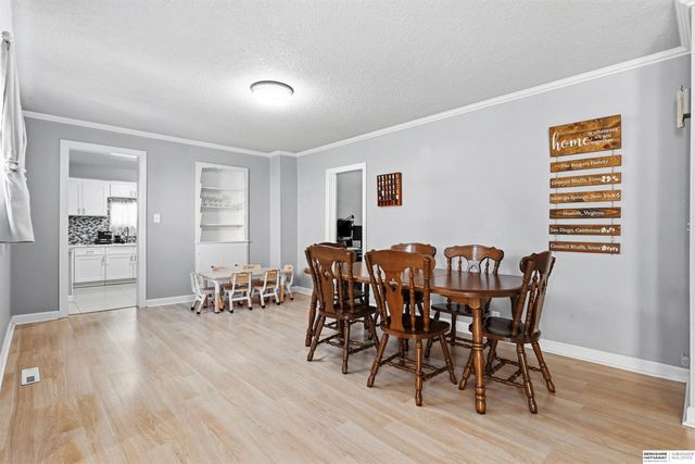 819 3rd Avenue, Council Bluffs, IA 51501