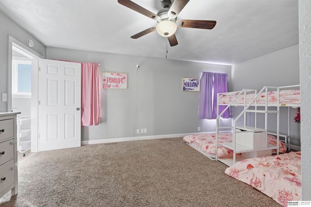 819 3rd Avenue, Council Bluffs, IA 51501