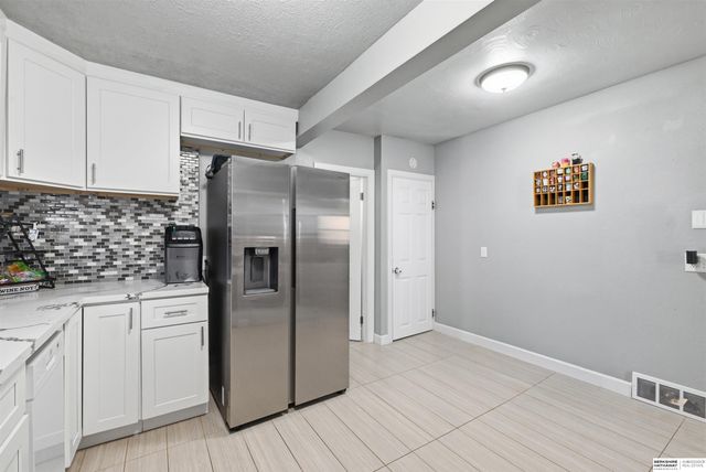 819 3rd Avenue, Council Bluffs, IA 51501