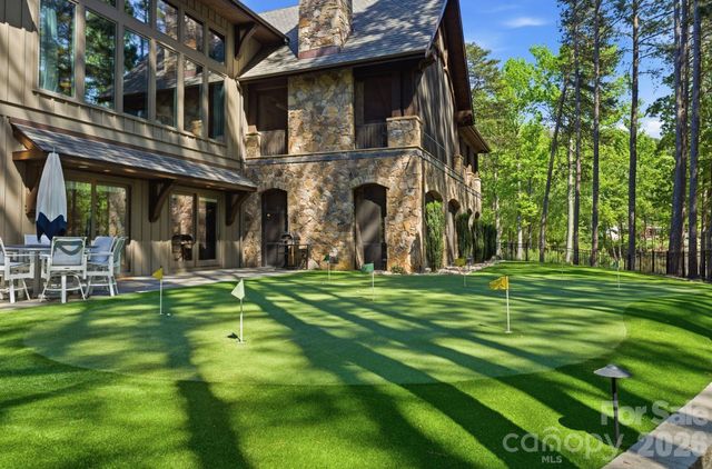 171 White Horse Drive, Mooresville, NC 28117