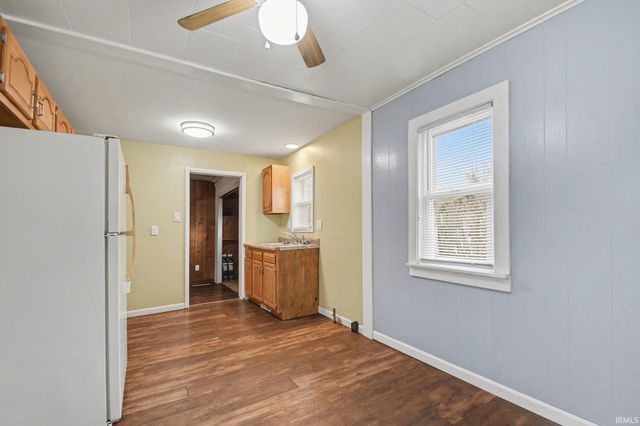 206 Helen Avenue, Mishawaka, IN 46544