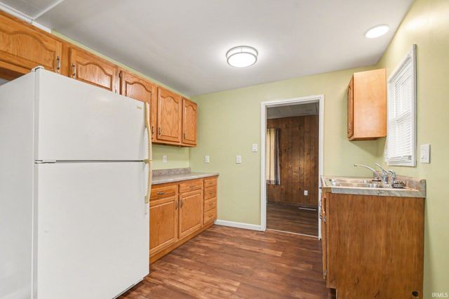 206 Helen Avenue, Mishawaka, IN 46544
