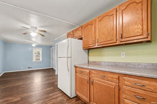 206 Helen Avenue, Mishawaka, IN 46544