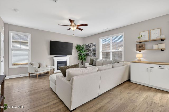 1238 Dabney Park Drive, Leland, NC 28451