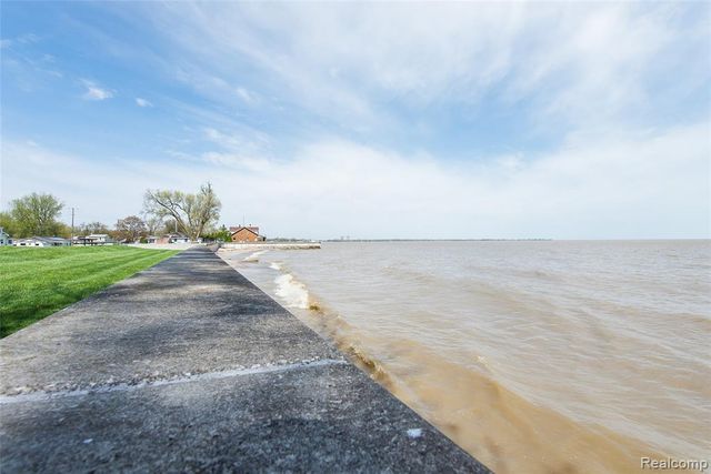 3245 6th Street, Monroe, MI 48162