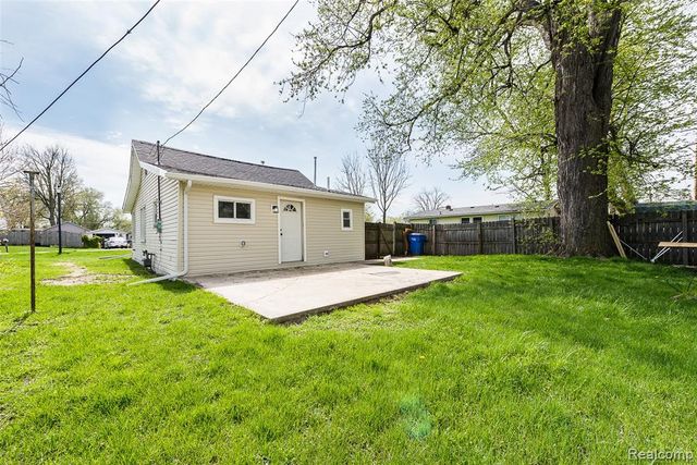 3245 6th Street, Monroe, MI 48162