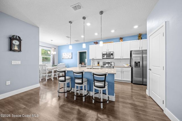 553 Rembrandt Street SE, Palm Bay, FL 32909