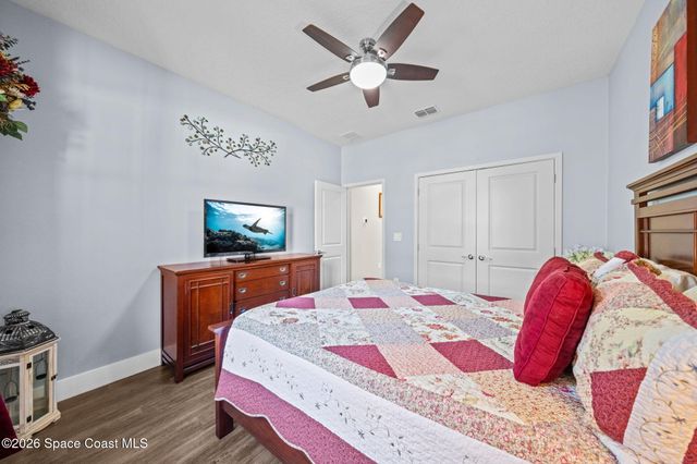 553 Rembrandt Street SE, Palm Bay, FL 32909