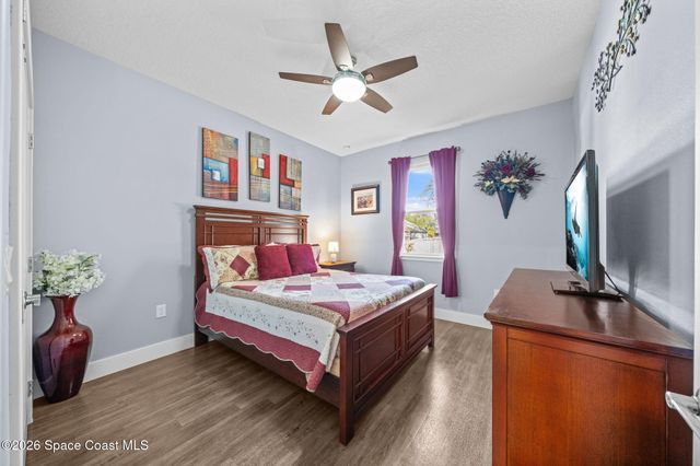 553 Rembrandt Street SE, Palm Bay, FL 32909