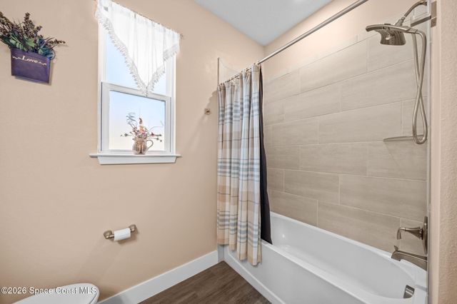 553 Rembrandt Street SE, Palm Bay, FL 32909