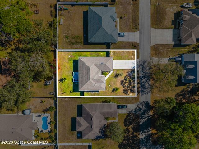 553 Rembrandt Street SE, Palm Bay, FL 32909