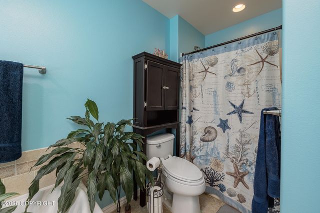 5589 S Hanson Loop, Wasilla, AK 99623