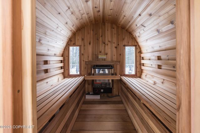 5589 S Hanson Loop, Wasilla, AK 99623