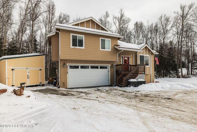 5589 S Hanson Loop, Wasilla, AK 99623