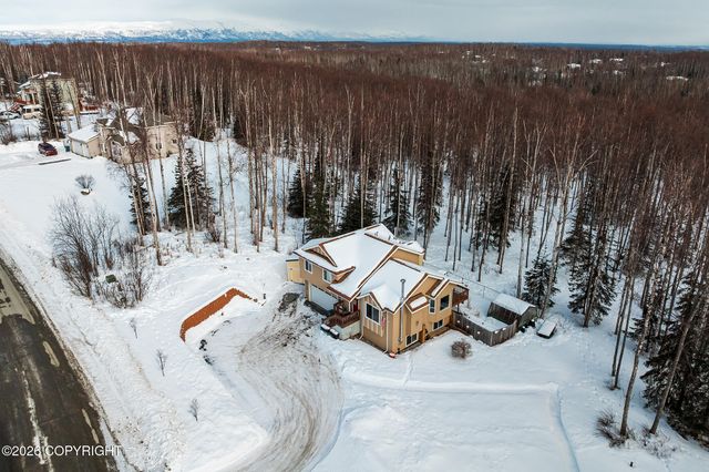 5589 S Hanson Loop, Wasilla, AK 99623