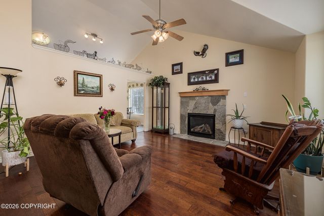 5589 S Hanson Loop, Wasilla, AK 99623