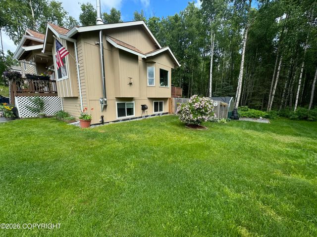 5589 S Hanson Loop, Wasilla, AK 99623