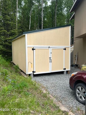 5589 S Hanson Loop, Wasilla, AK 99623