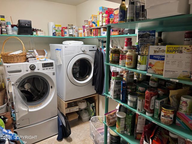 5589 S Hanson Loop, Wasilla, AK 99623