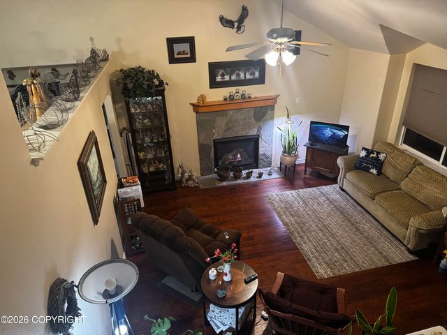 5589 S Hanson Loop, Wasilla, AK 99623