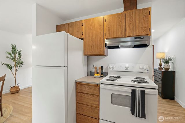 11726 8th Avenue S, Burien, WA 98168