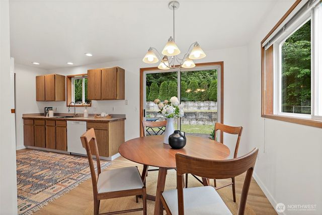 11726 8th Avenue S, Burien, WA 98168