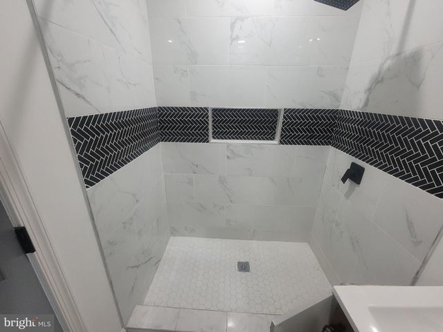 3833 REISTERSTOWN RD, Baltimore, MD 21215