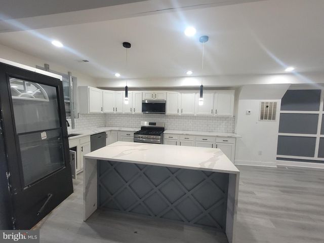 3833 REISTERSTOWN RD, Baltimore, MD 21215