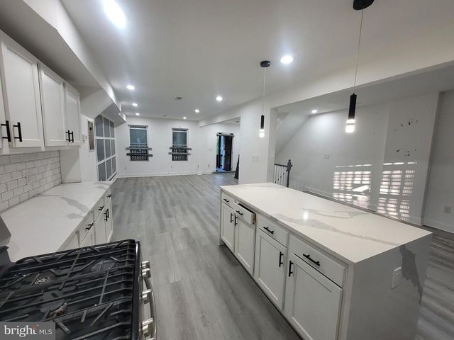 3833 REISTERSTOWN RD, Baltimore, MD 21215