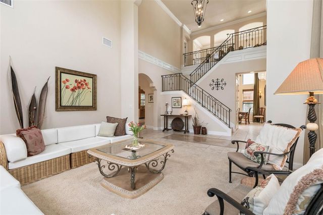28 EMERALD LAKE DRIVE, Palm Coast, FL 32137