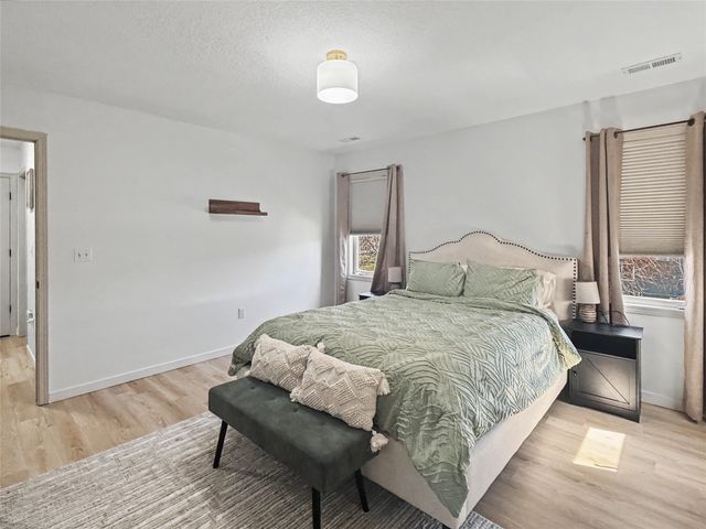 3509 Brook Ridge Court, Des Moines, IA 50317