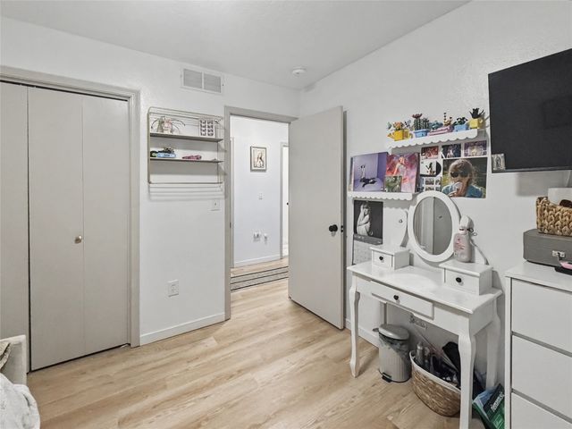 3509 Brook Ridge Court, Des Moines, IA 50317