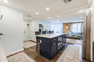 870 Landry Ave 9, North Attleboro, MA 02760
