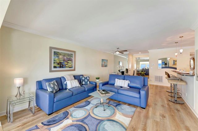 1017 W PEPPERTREE DRIVE 116, Sarasota, FL 34242