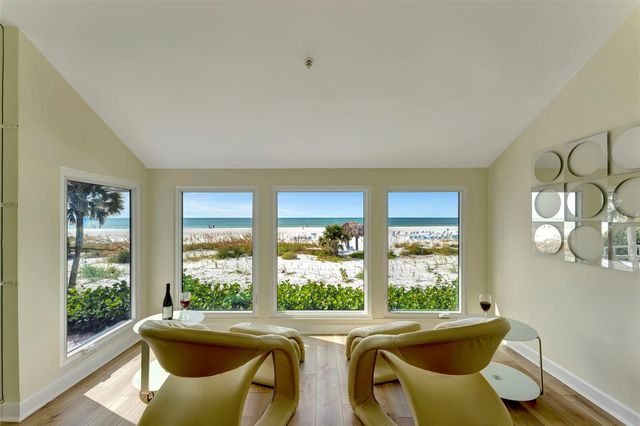 1017 W PEPPERTREE DRIVE 116, Sarasota, FL 34242