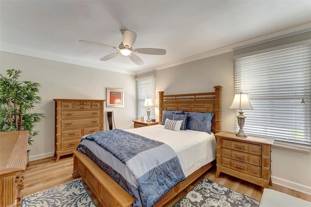 1017 W PEPPERTREE DRIVE 116, Sarasota, FL 34242