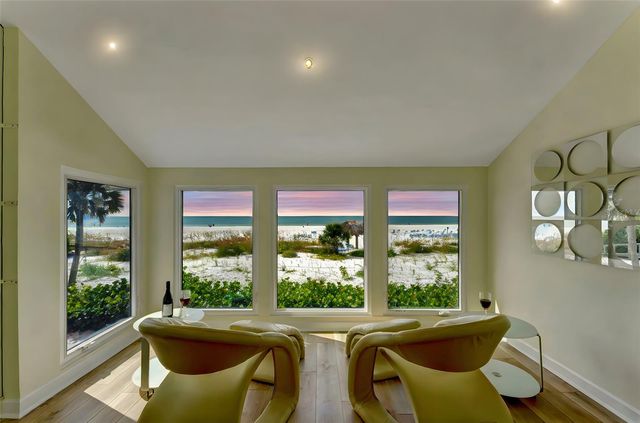 1017 W PEPPERTREE DRIVE 116, Sarasota, FL 34242