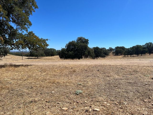 11176 S Camanche Pkwy, Wallace, CA 95354