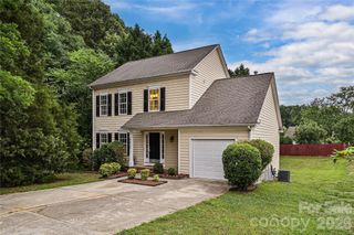 9820 Aaronda Court, Charlotte, NC 28213