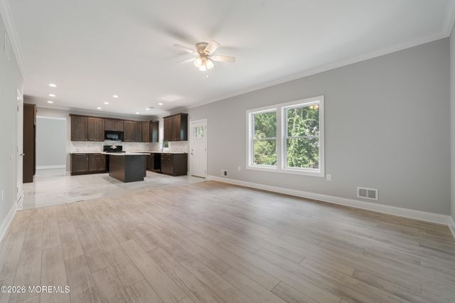 605 Bay Boulevard, Bayville, NJ 08721