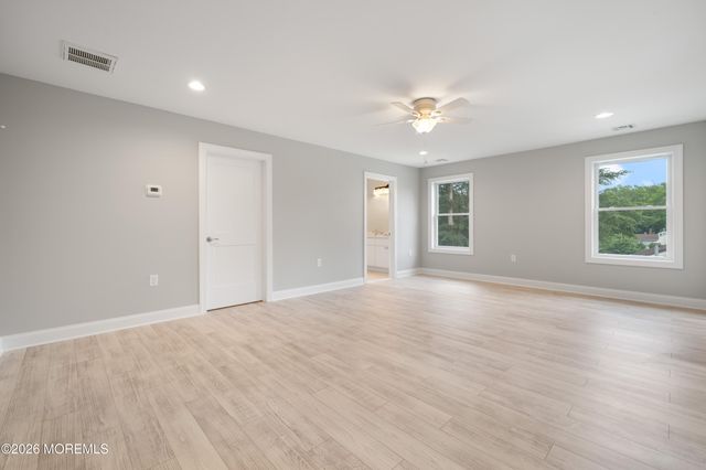 605 Bay Boulevard, Bayville, NJ 08721