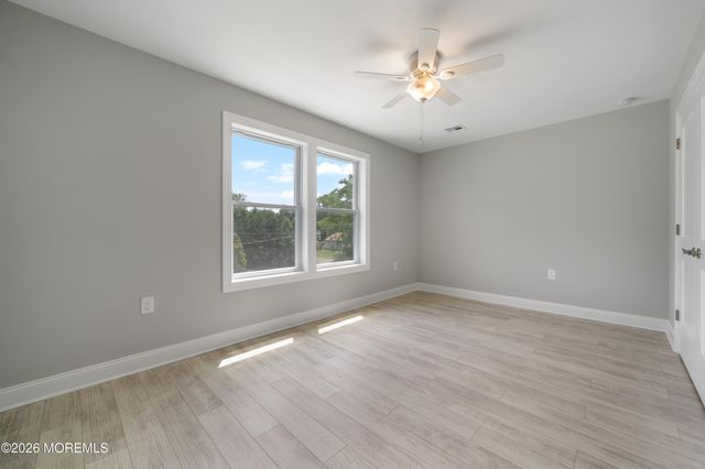 605 Bay Boulevard, Bayville, NJ 08721