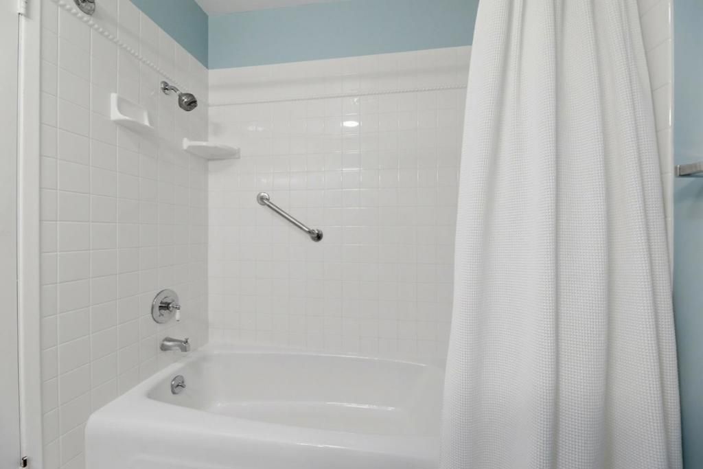 Image 23 of property listing at 5081 Cribari Blfs, San Jose, CA 95135