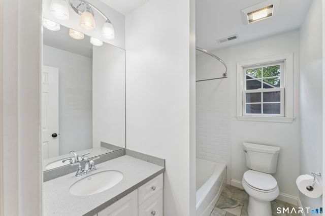 27 Nashville Rd Extension, Bethel, CT 06801